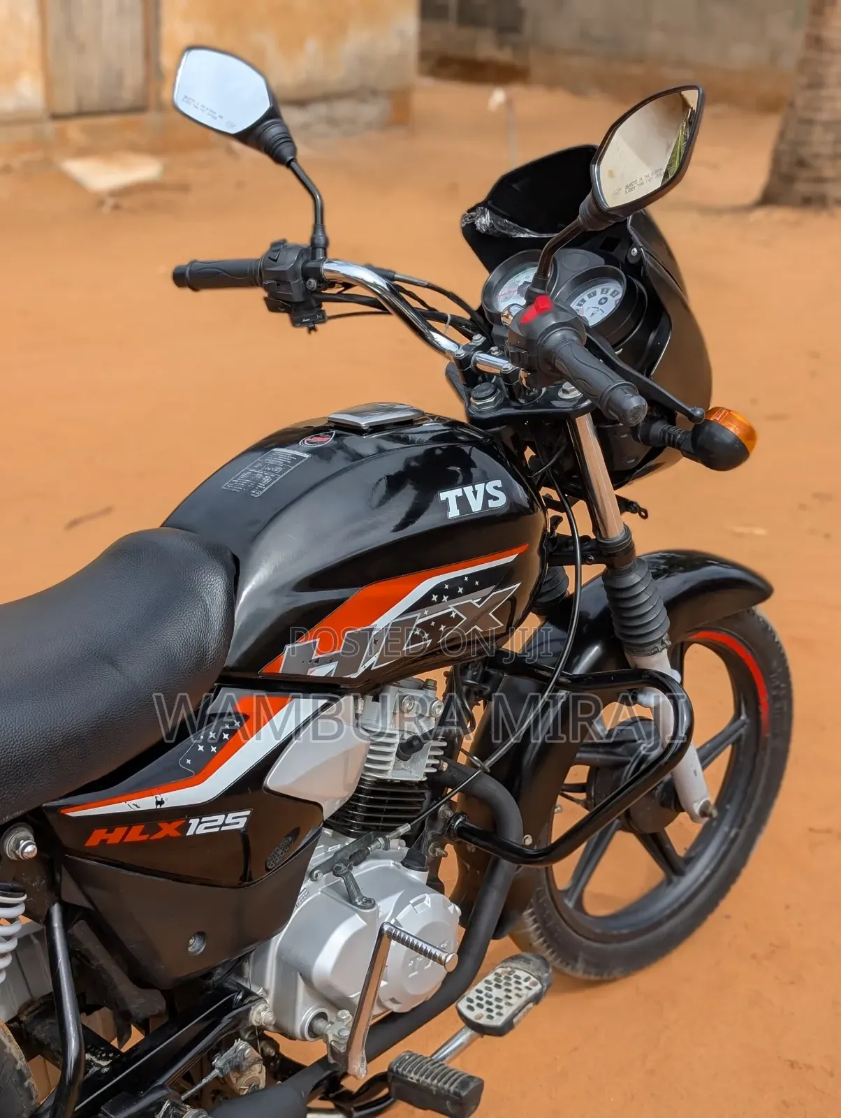 TVS HLX 125 2024 Black
