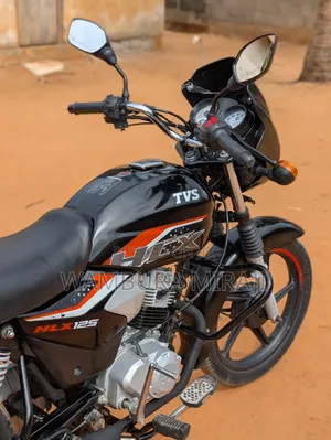 TVS HLX 125 2024 Black