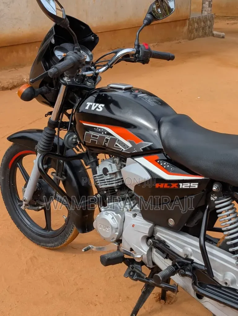TVS HLX 125 2024 Black