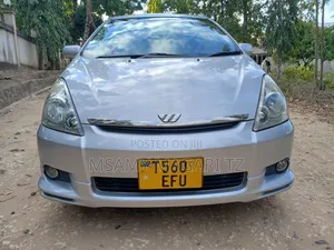 Toyota Wish 2003 Silver