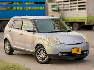 Mazda Verisa 2011 Silver