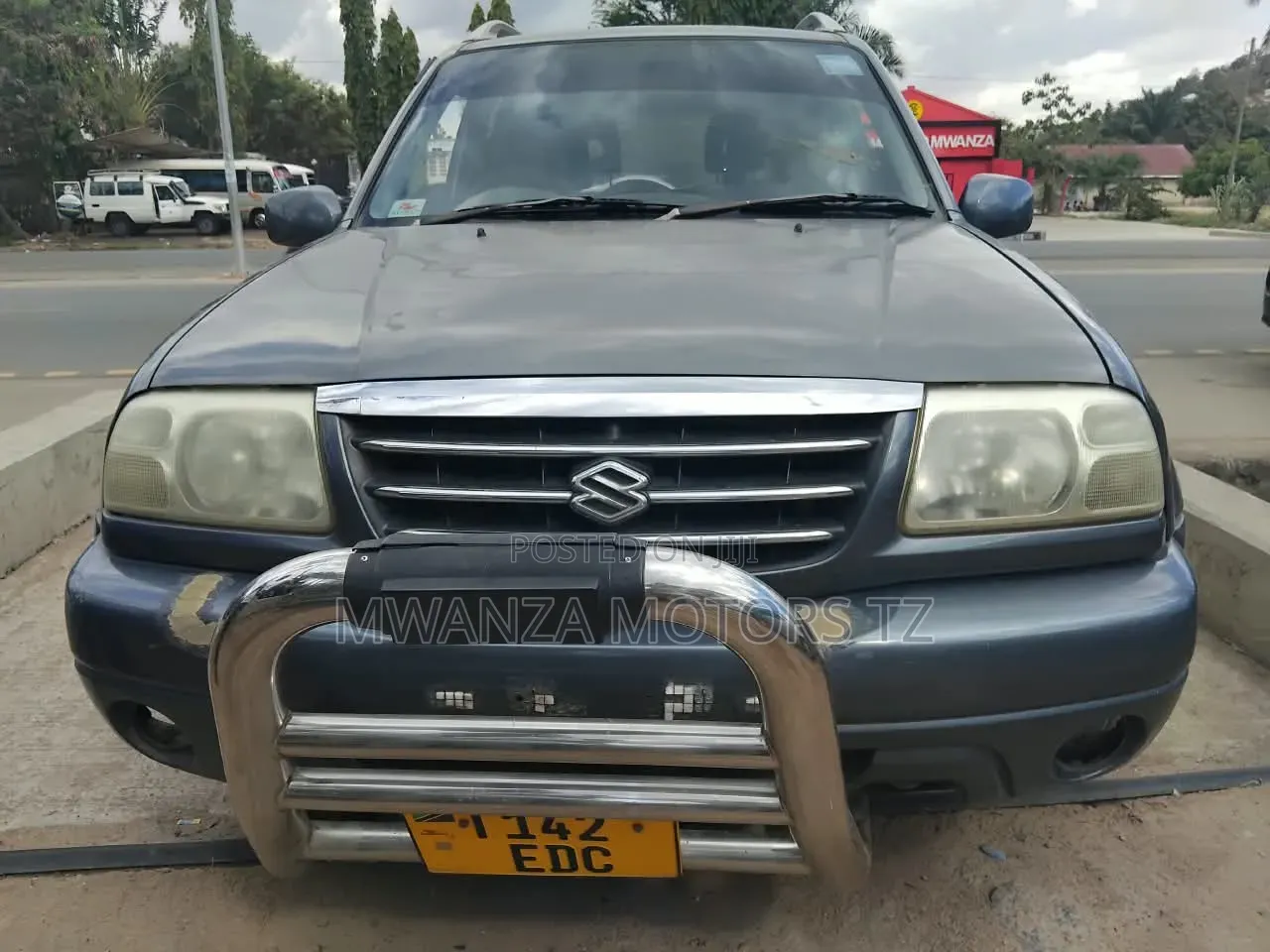 Suzuki Grand Vitara 2005 Gray