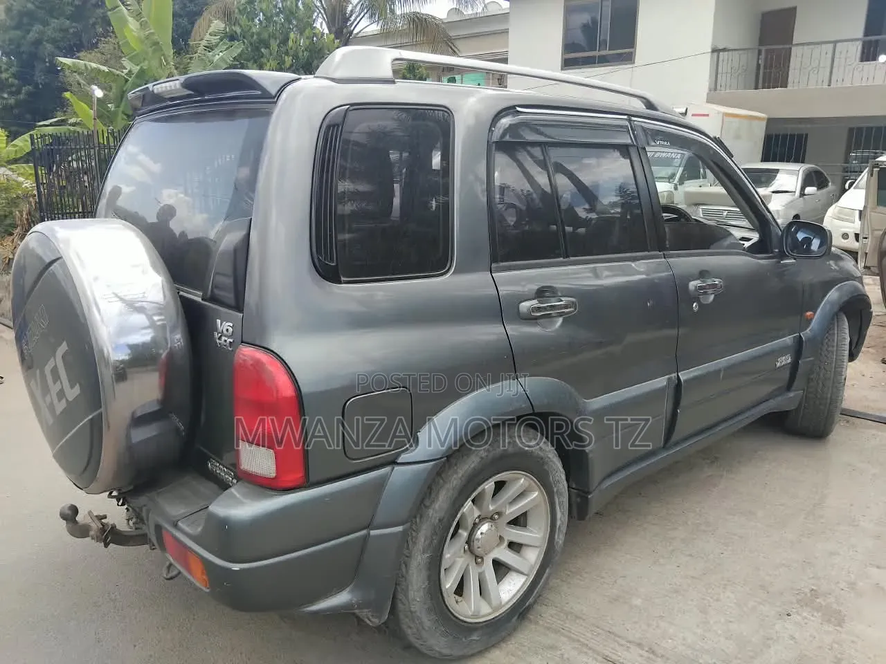 Suzuki Grand Vitara 2005 Gray