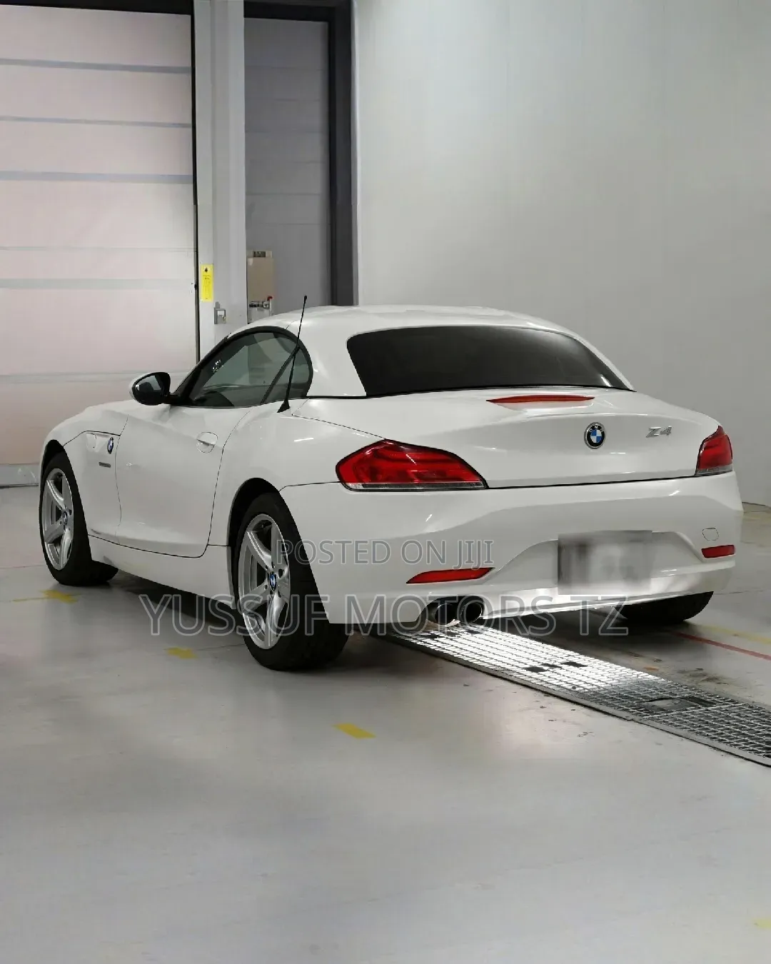 BMW Z4 sDrive20i 2012 White