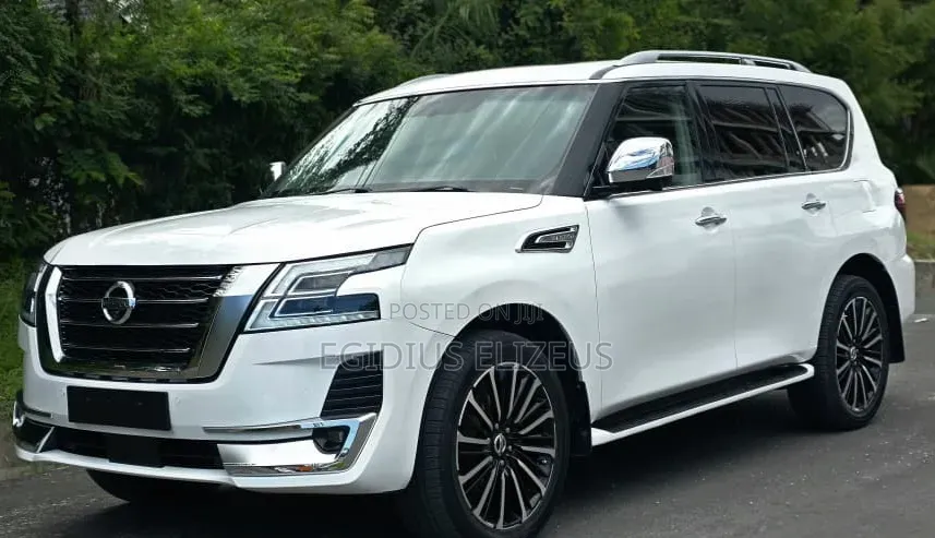Nissan Patrol 2015 White