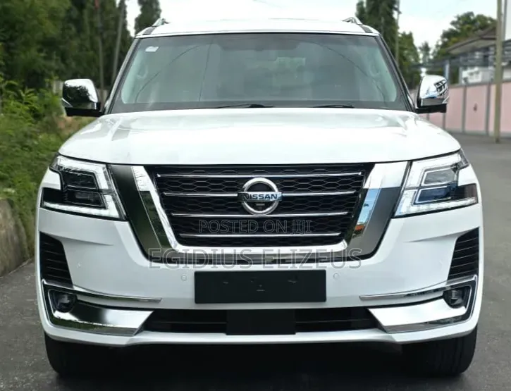 Nissan Patrol 2015 White