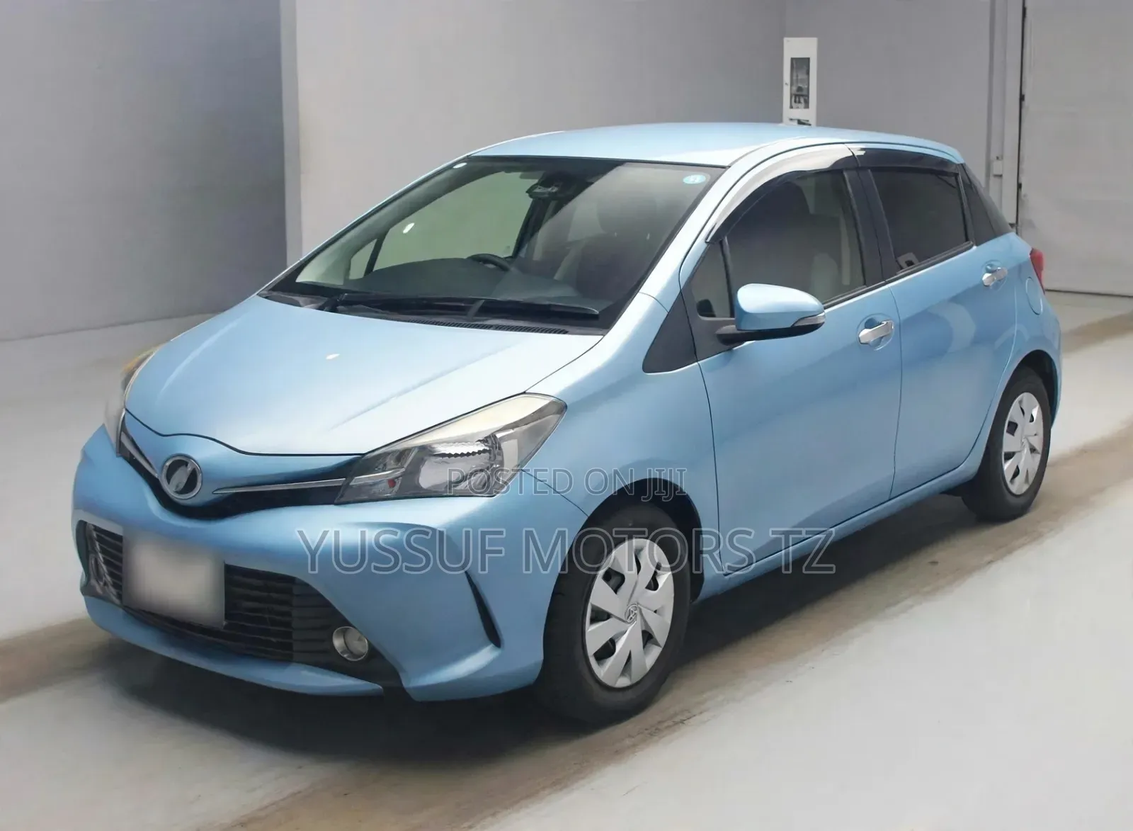 Toyota Vitz 1.3 FWD 5dr 2015 Blue