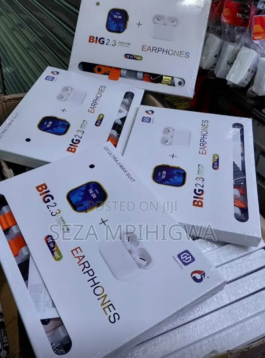 Smartwatch Ultra 3 (BIG 2.3") Yenye Earphones Na Seti Ya Vifaa