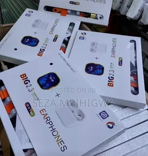 Smartwatch Ultra 3 (BIG 2.3") Yenye Earphones Na Seti Ya Vifaa