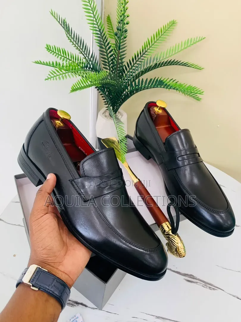 Leather Penny Loafers With Red Lining