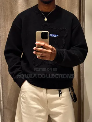 Casual Washed Black Crewneck Sweater With Bear Detail
