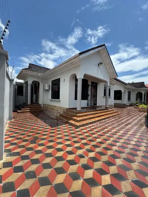 2bdrm House in Kitunda Machimbo for rent