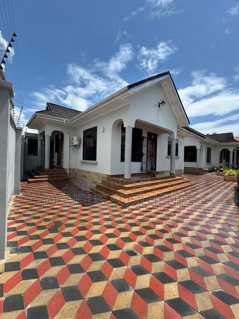 2bdrm House in Kitunda Machimbo for rent
