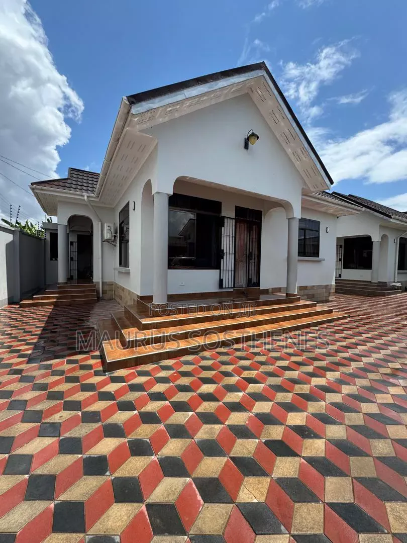 2bdrm House in Kitunda Machimbo for rent