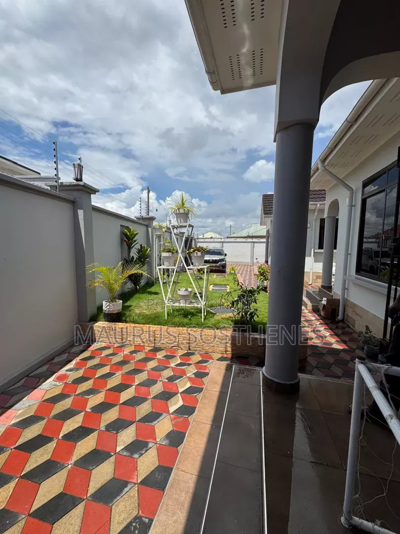 2bdrm House in Kitunda Machimbo for rent