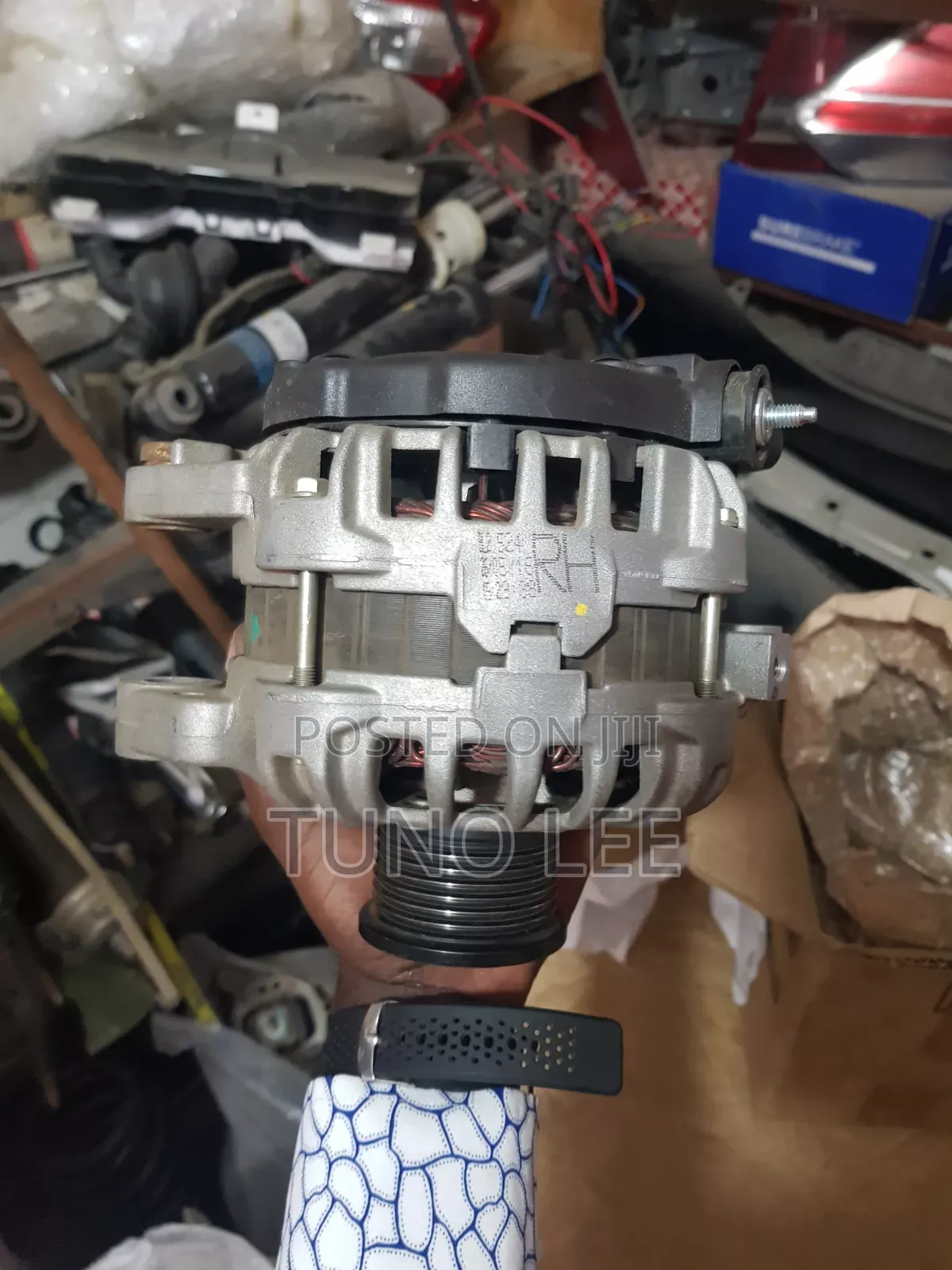 Original Toyota Hilux Alternator