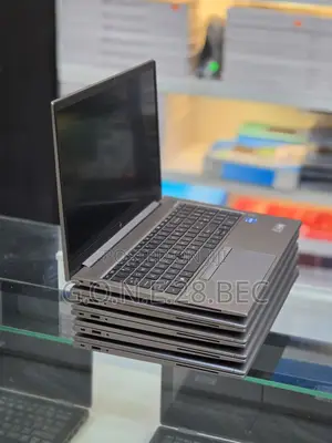 Laptop HP ZBook Firefly G8 16GB Intel Core i7 SSD 512GB