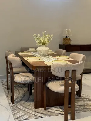 Dining Table Viti Sita Hard Wood Muundo Wa Kisasa