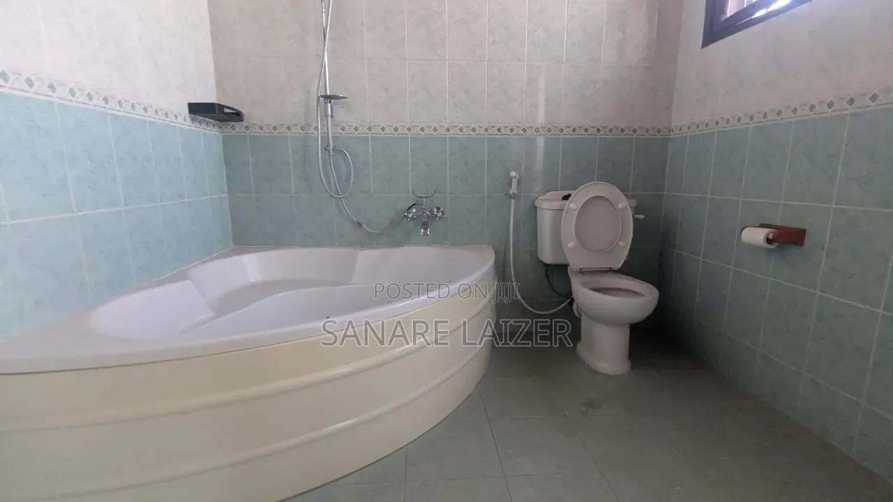 5bdrm Bungalow in Ppf, Njiro for rent