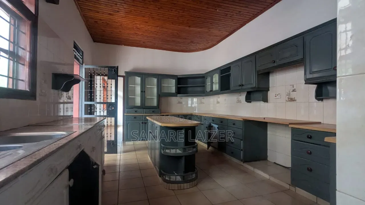 5bdrm Bungalow in Ppf, Njiro for rent