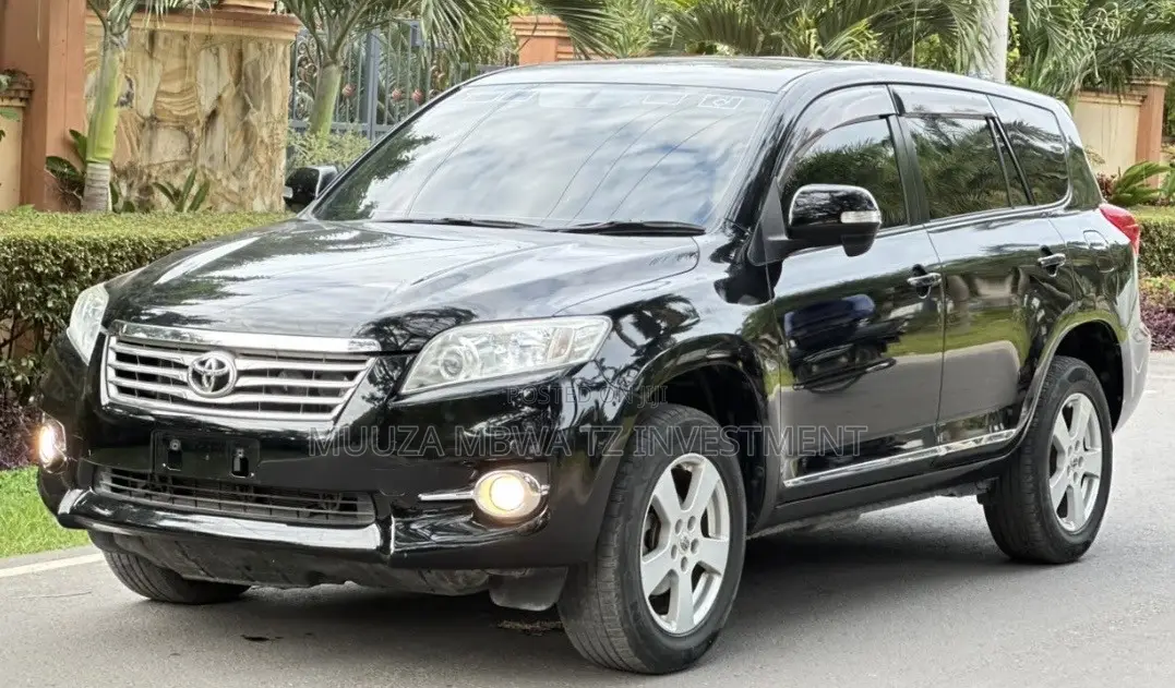 Toyota Vanguard 2010 Black