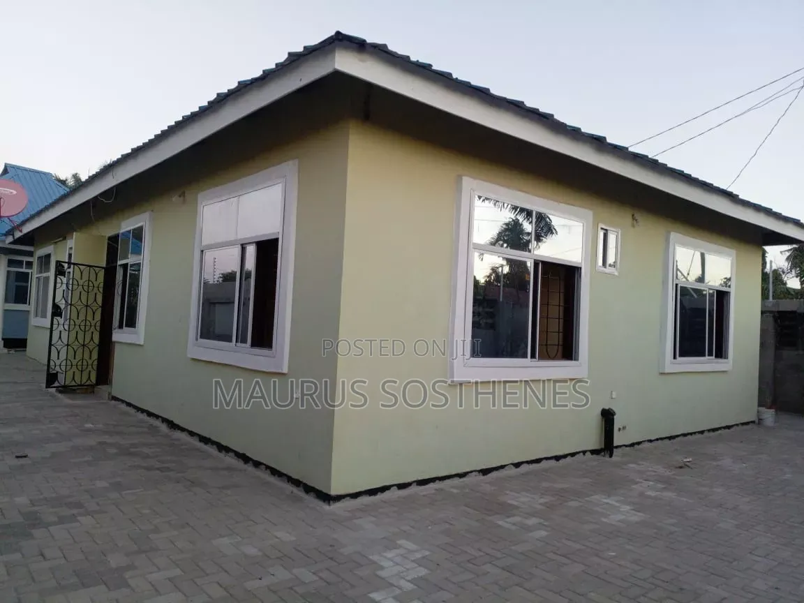 2bdrm Apartment in Banana, Ukonga for rent
