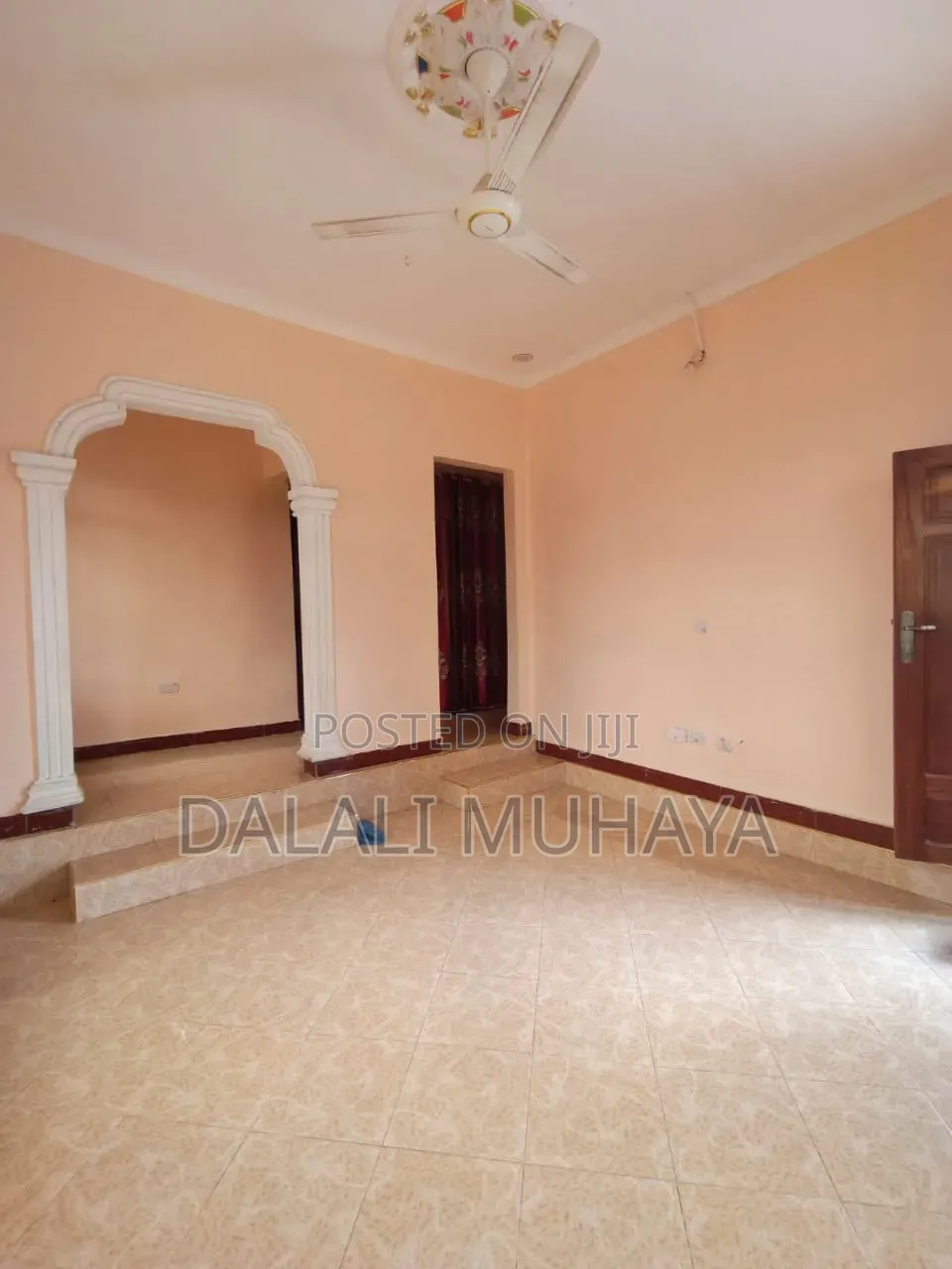 6bdrm House in Mikpeko, Mbagala for sale