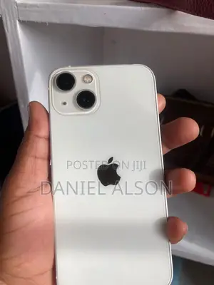 New Apple iPhone 13 128 GB White