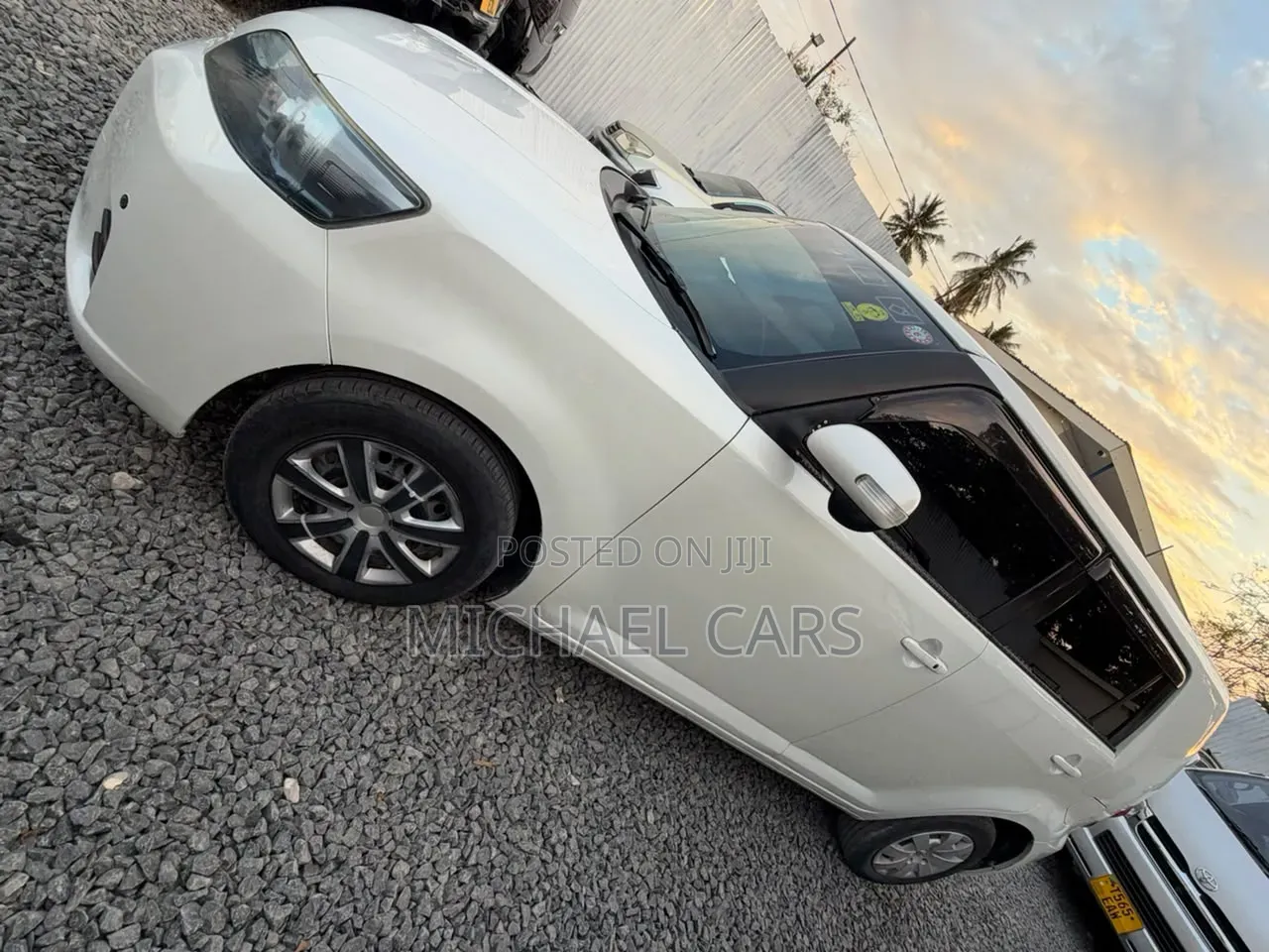 Toyota Corolla Rumion 2011 White