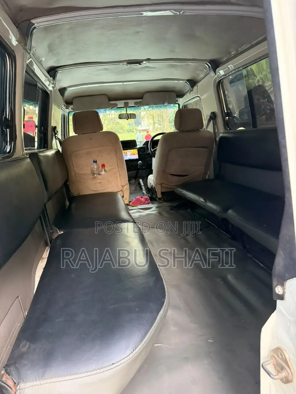 Toyota Land Cruiser 2002 White