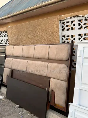 Modern and Luxury Bed Size 5/6