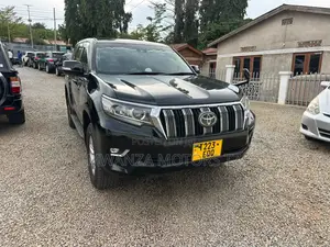 Toyota Land Cruiser Prado 2020 Gray