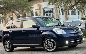 Mazda Verisa 2008 Blue