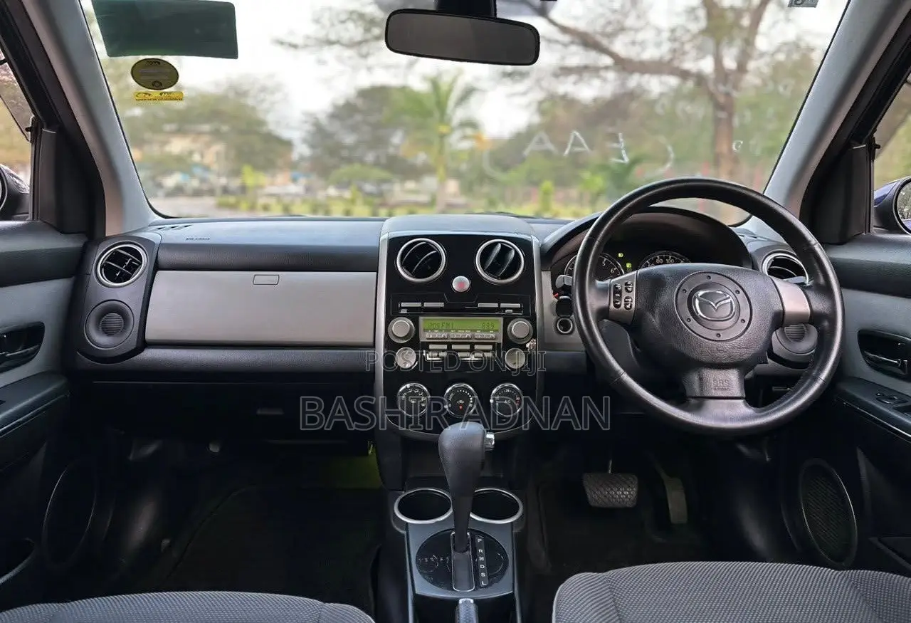Mazda Verisa 2008 Blue