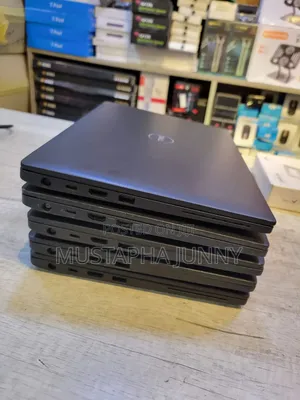 Laptop Dell Latitude 7390 8GB Intel Core i5 SSD 256GB