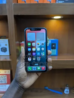 Apple iPhone XR 64 GB Black
