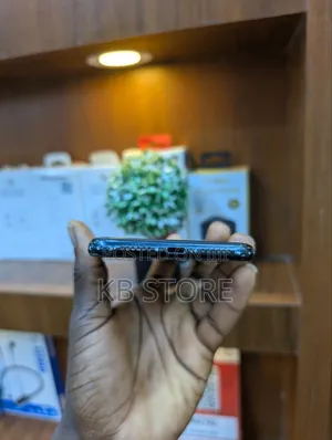 Apple iPhone XR 64 GB Black