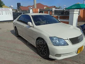 Toyota Crown 2008 White