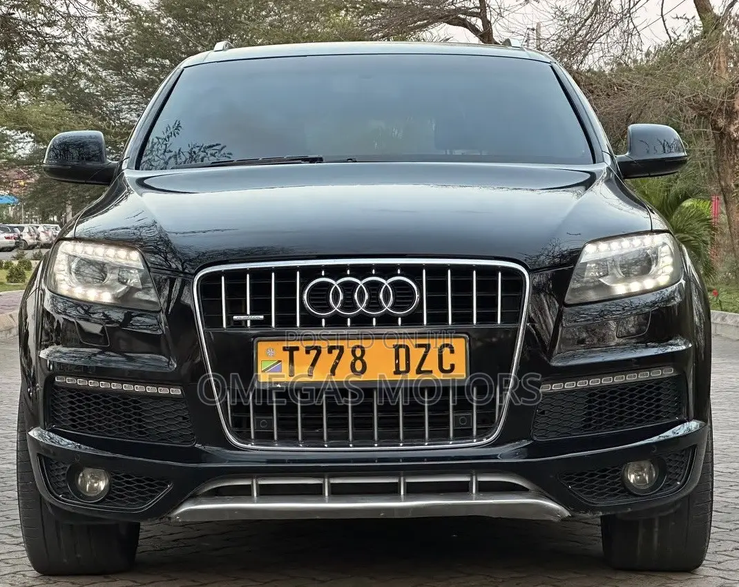 Audi Q7 3.0T Premium Quattro 2011 Black