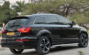 Audi Q7 3.0T Premium Quattro 2011 Black