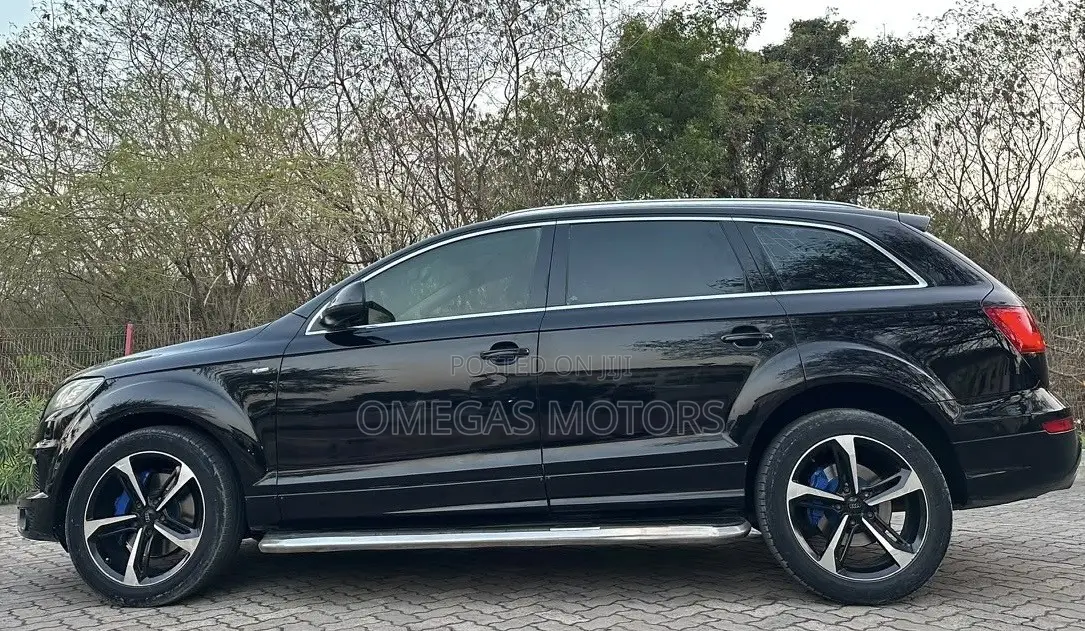 Audi Q7 3.0T Premium Quattro 2011 Black