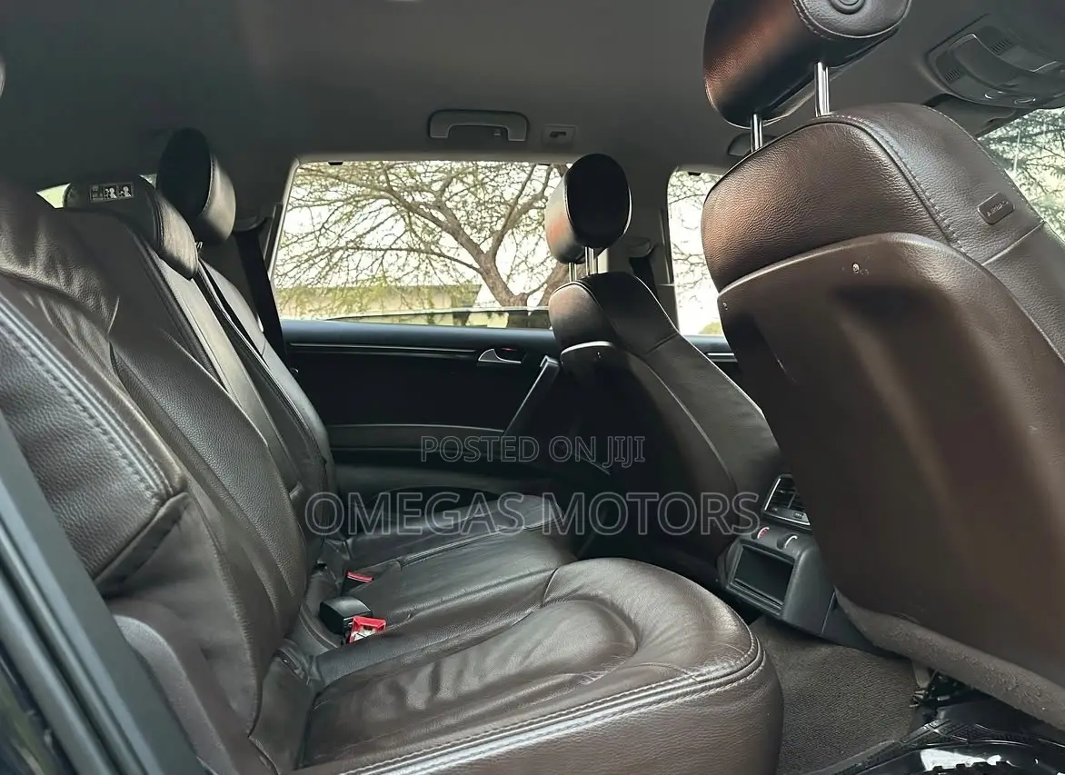 Audi Q7 3.0T Premium Quattro 2011 Black