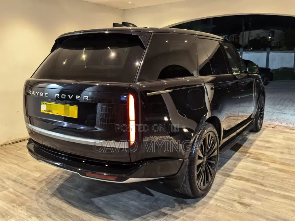 Land Rover Range Rover Vogue 2024 Black