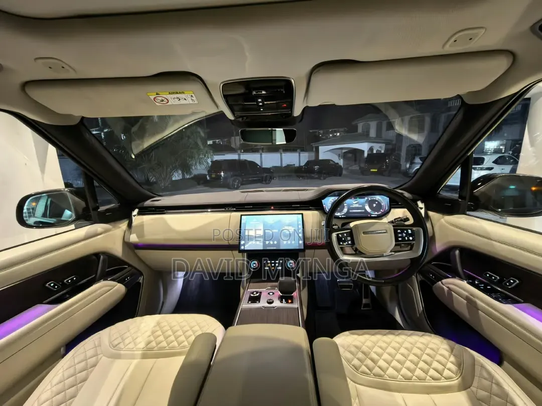 Land Rover Range Rover Vogue 2024 Black