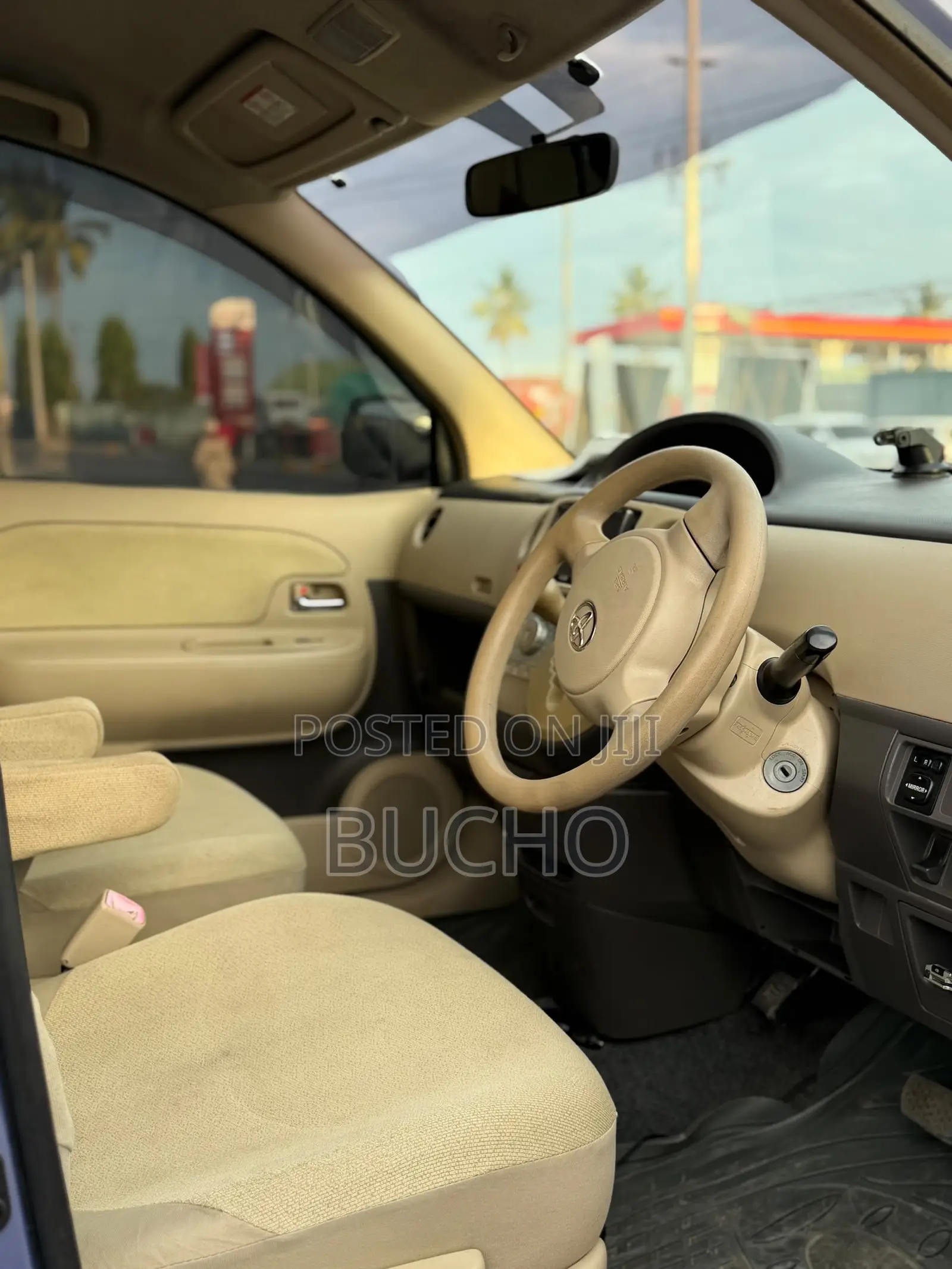 Toyota Sienta 2006 Purple
