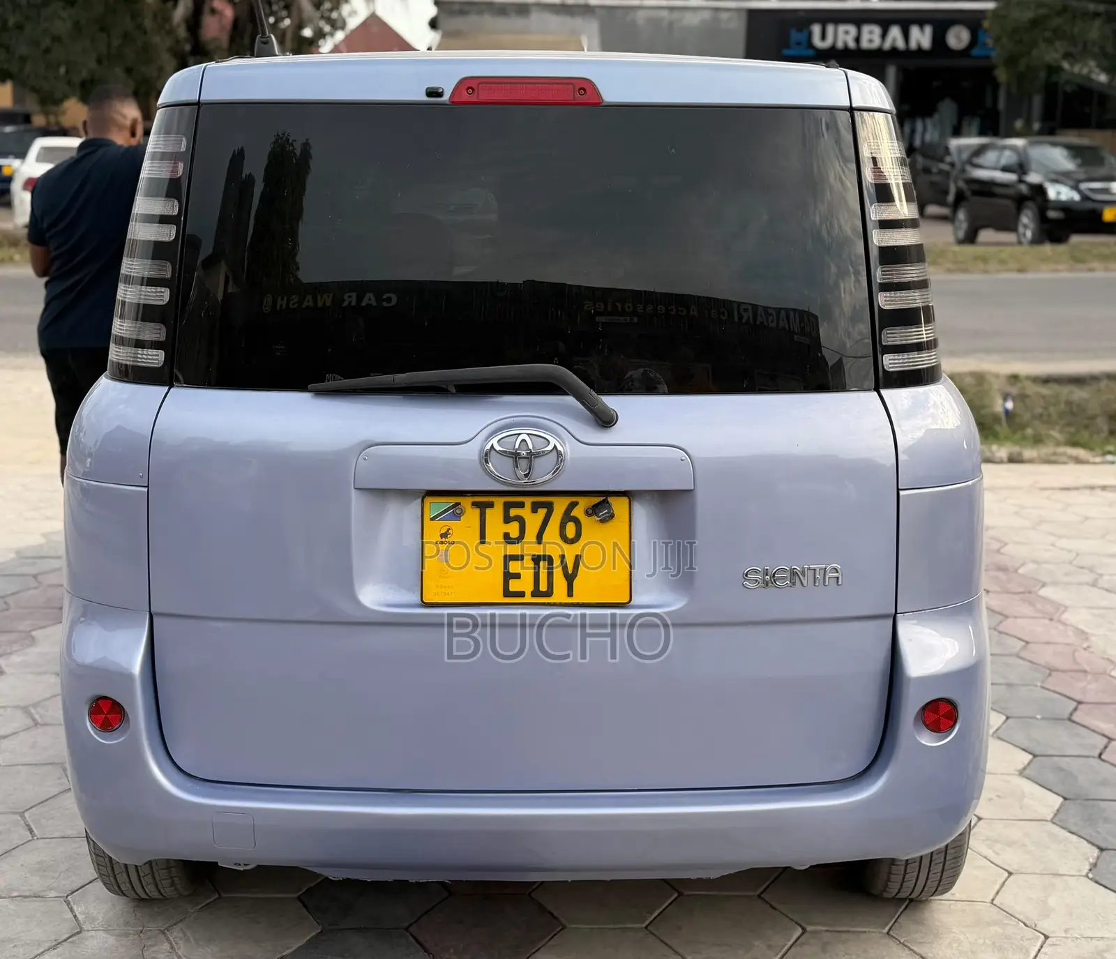 Toyota Sienta 2006 Purple