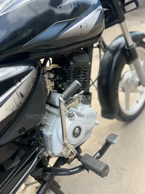 TVS HLX 125 2025 Black