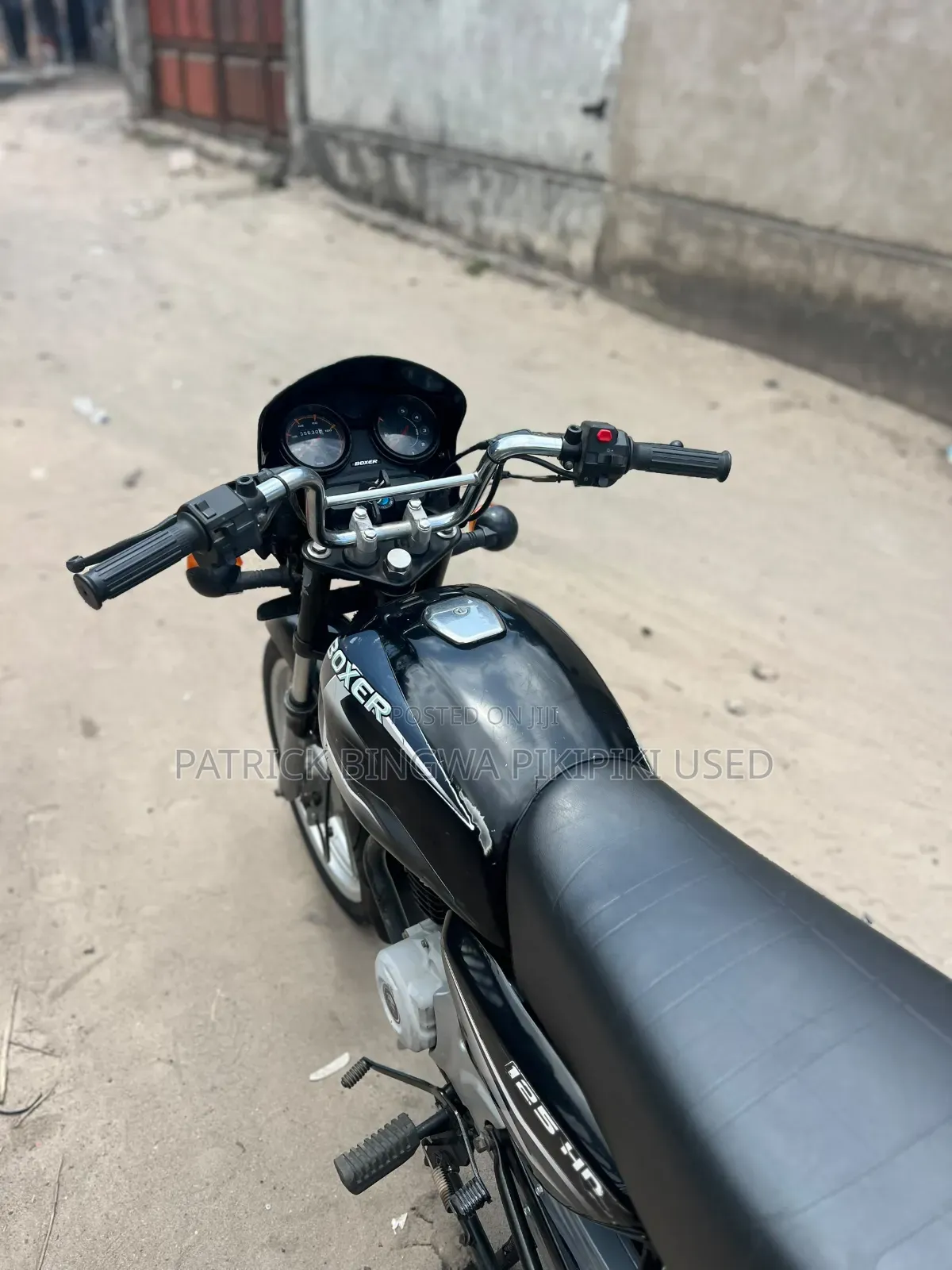 TVS HLX 125 2025 Black