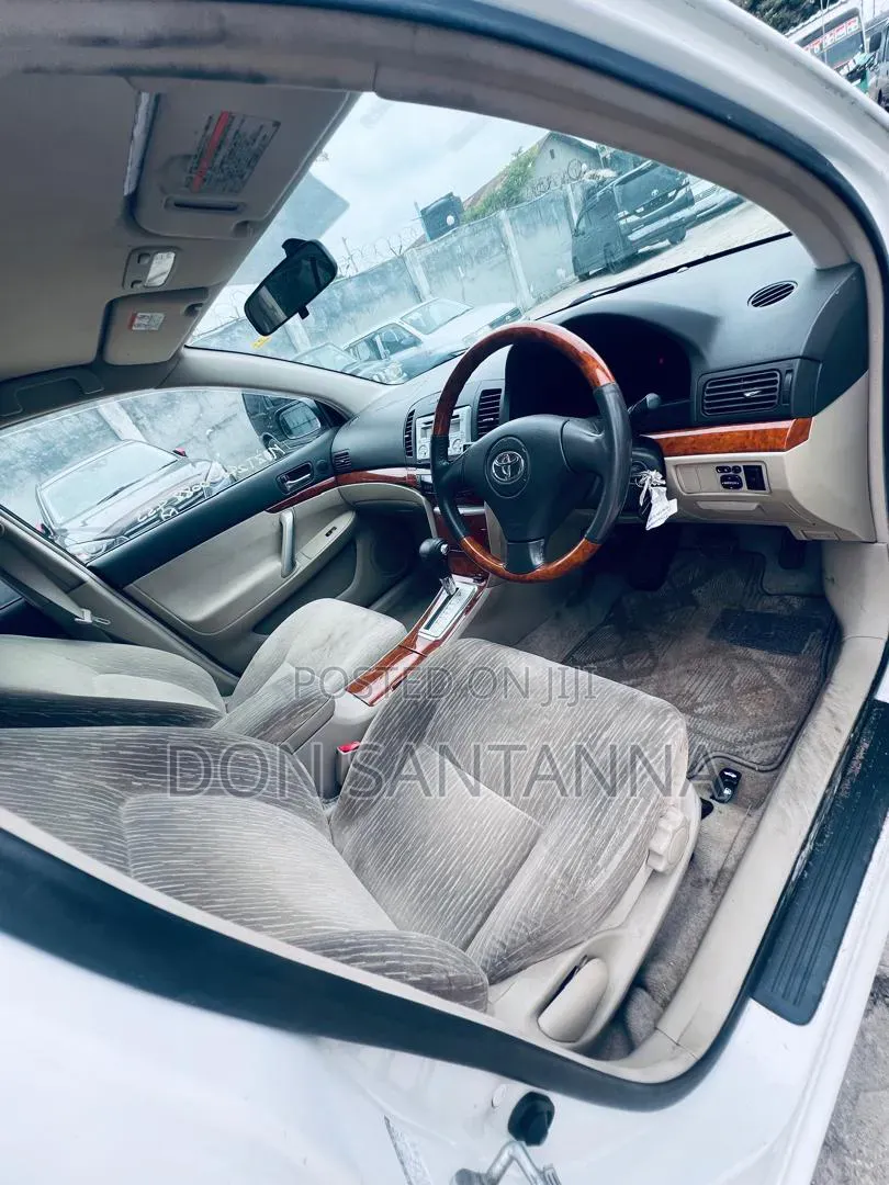 Toyota Premio 2006 White