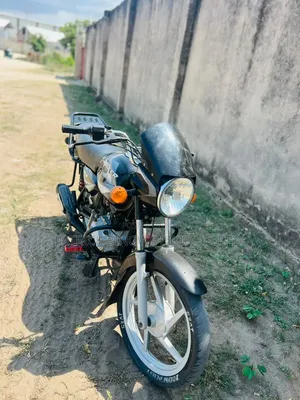 Bajaj Boxer 125 2024 Black